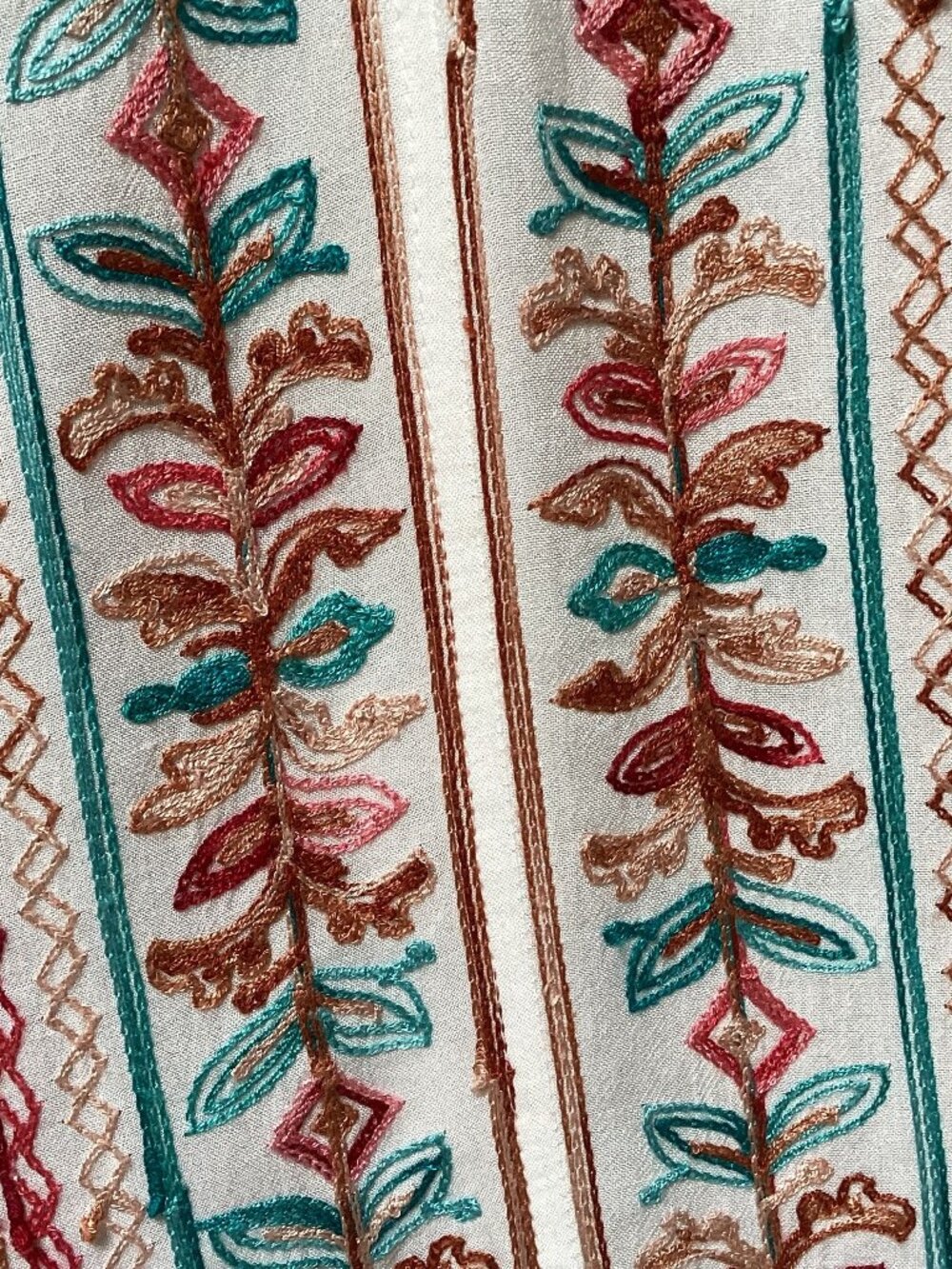 Umgee blue, red and white embroidered vest, caftan, top, one size - Picture 3 of 6